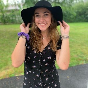 Meet your Posher, Julia